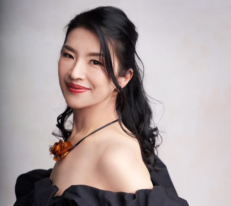 ソプラノ歌手・寺島夕紗子さん